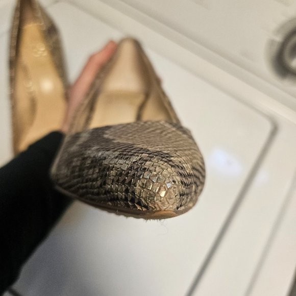 VINCE CAMUTO Python Retsie Pointed Toe Heels 9.5 - Picture 9 of 10